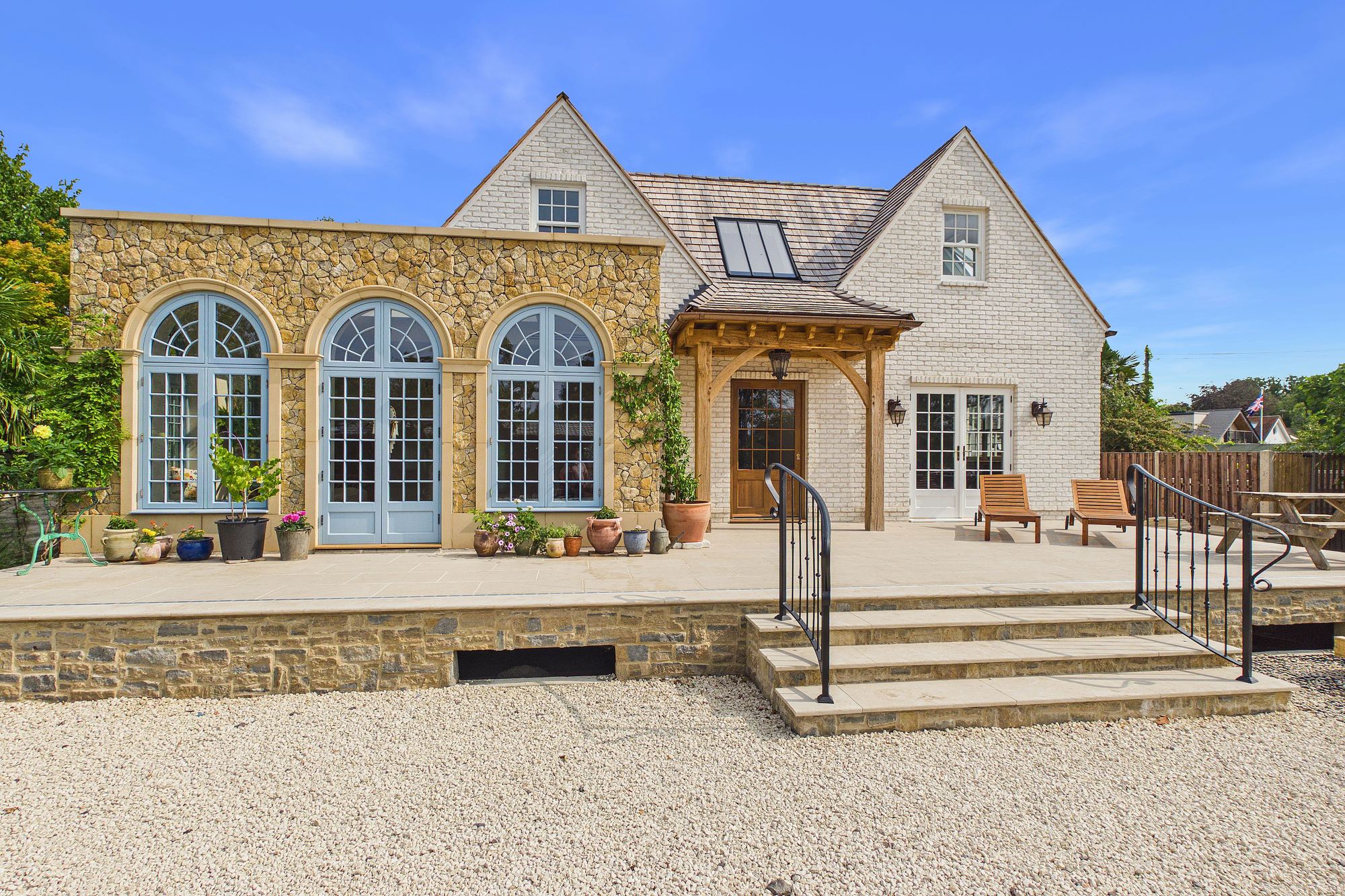 Casa Vita farmhouse at Chertsey Meads